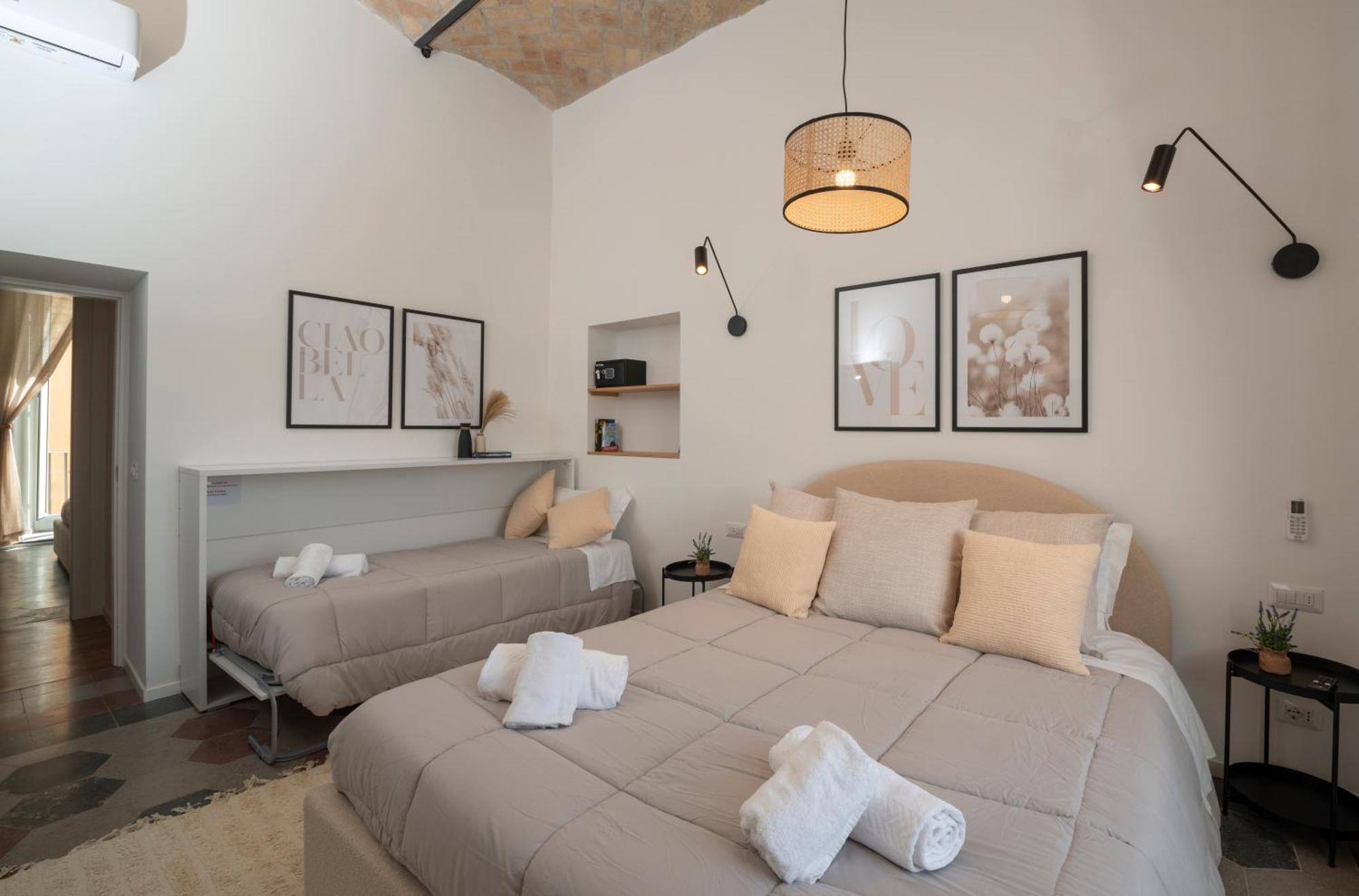 Colosseo Flats And Penthouse โรม ภายนอก รูปภาพ